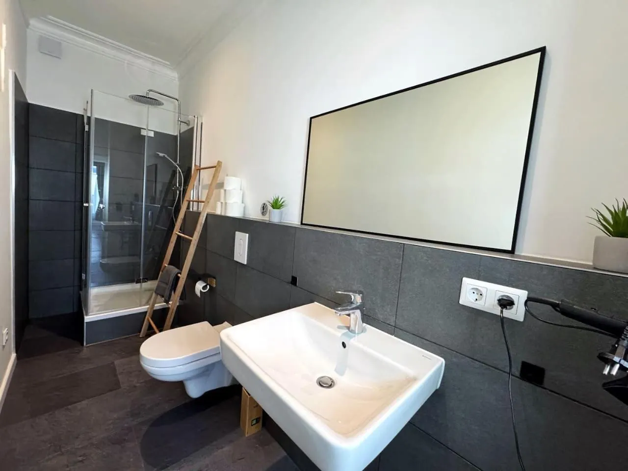 Holidayhome Apartments L Luxury Private Room In Prenzlauer Berg Berlin Germany